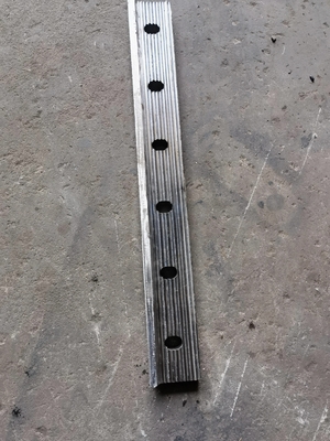 Fori di alluminio t6 6 di Al 6106 con le stecche a ganascia della dentellatura una lunghezza di 600 millimetri