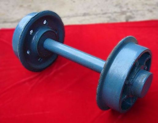 comprare Colata estraente della flangia dell'insieme di ruota della ferrovia la doppia ha forgiato il certificato di iso online manufacture