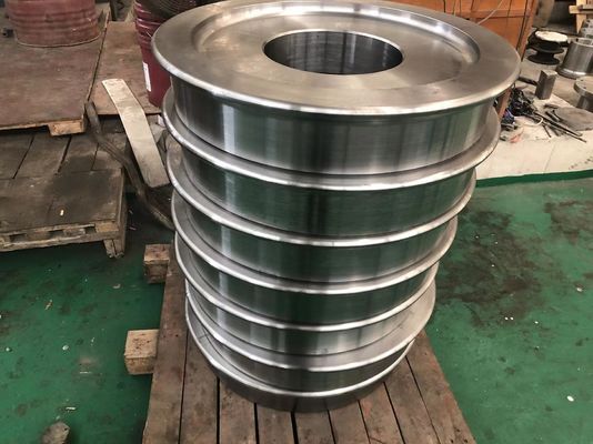 comprare Ruote forgiate d'acciaio calde della ferrovia 12 pollici 4140 di durezza materiale dell'HB 490 online manufacture